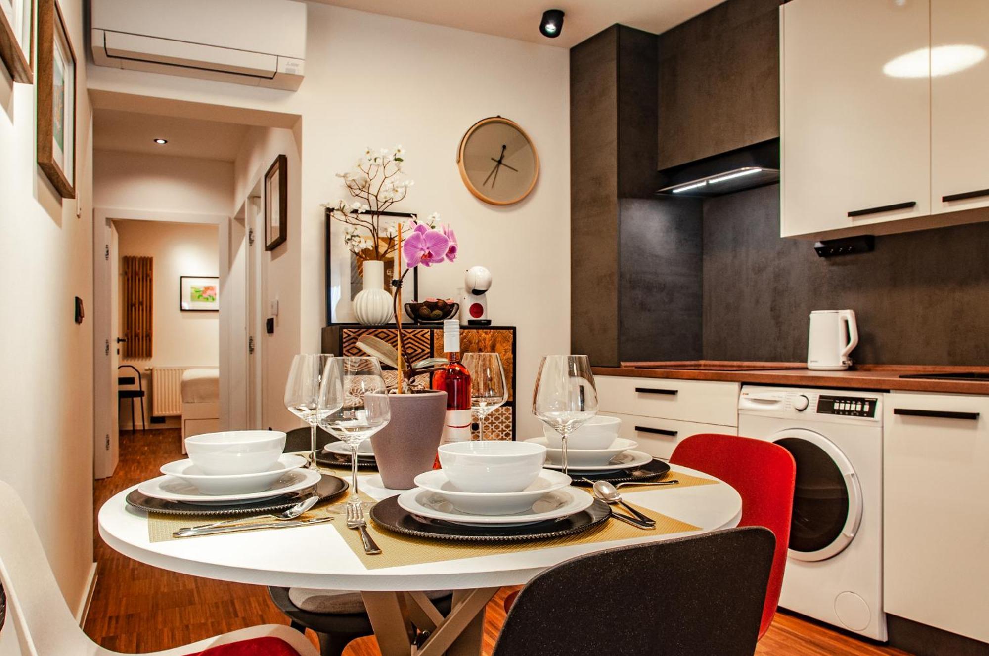Six In The City Apartment, Ljubljana Ngoại thất bức ảnh