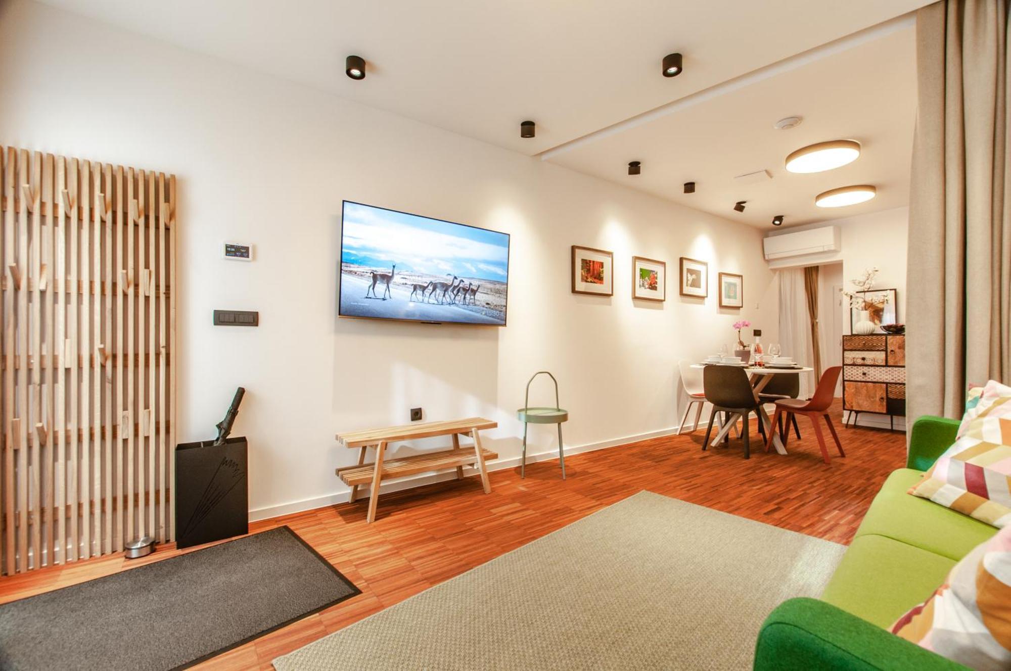Six In The City Apartment, Ljubljana Ngoại thất bức ảnh