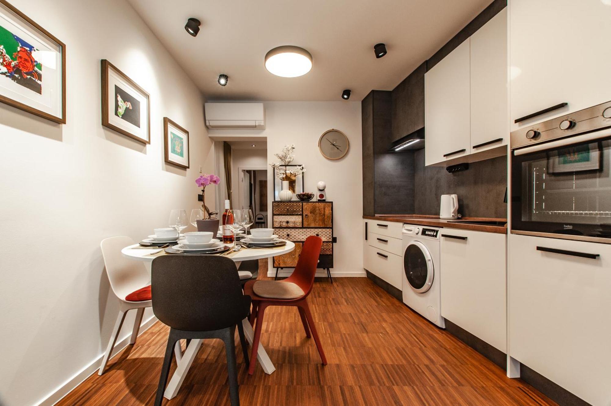 Six In The City Apartment, Ljubljana Ngoại thất bức ảnh