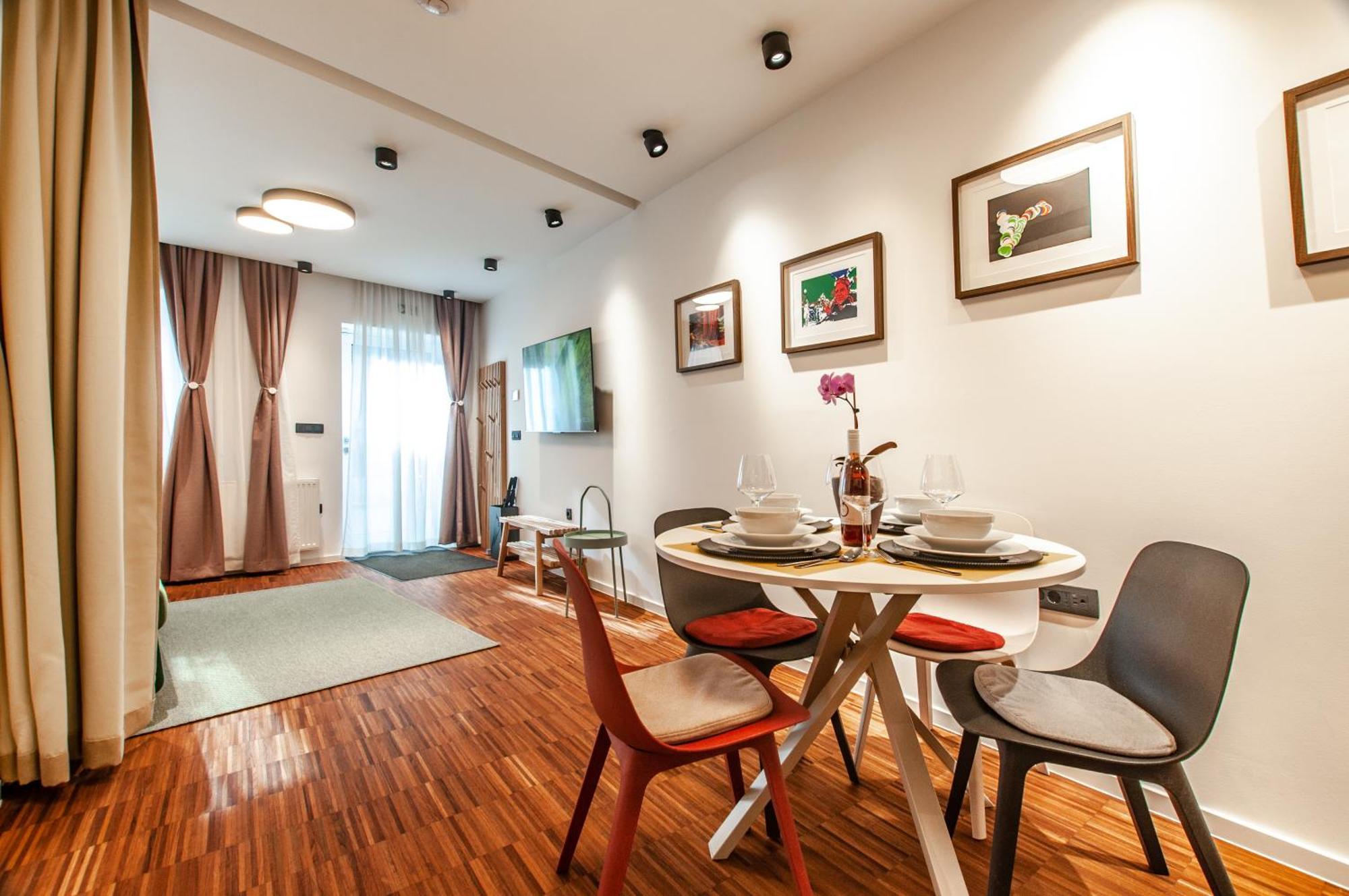 Six In The City Apartment, Ljubljana Ngoại thất bức ảnh